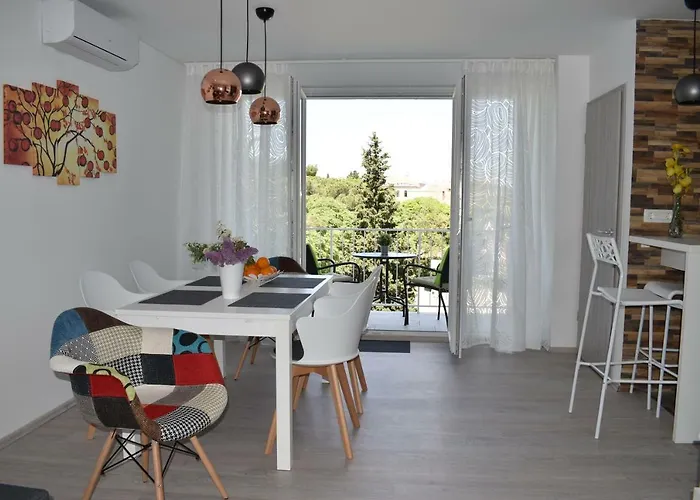 Valkane Apartmán *