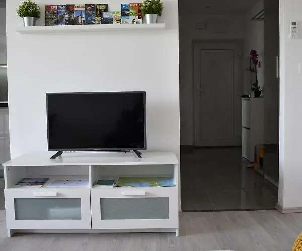 Valkane Apartmán *